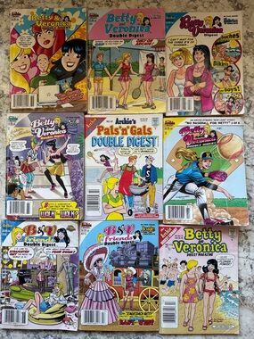 Betty and Veronica Double Digest Comics - Colorful Retro Collection
